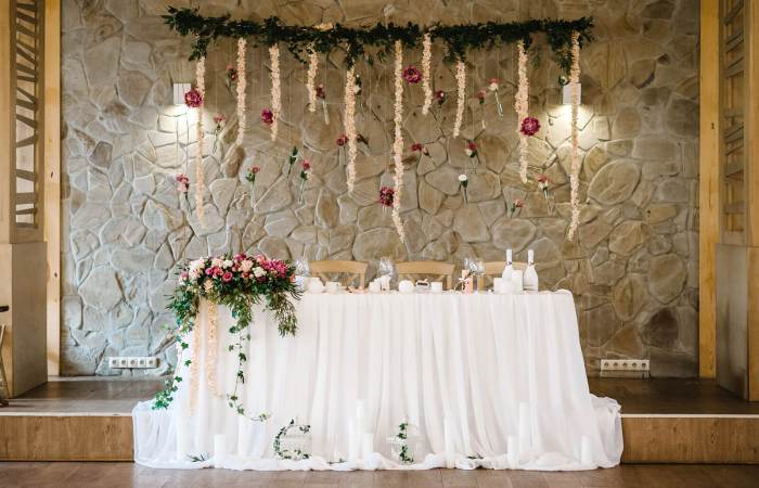 Head table wedding decor ideas