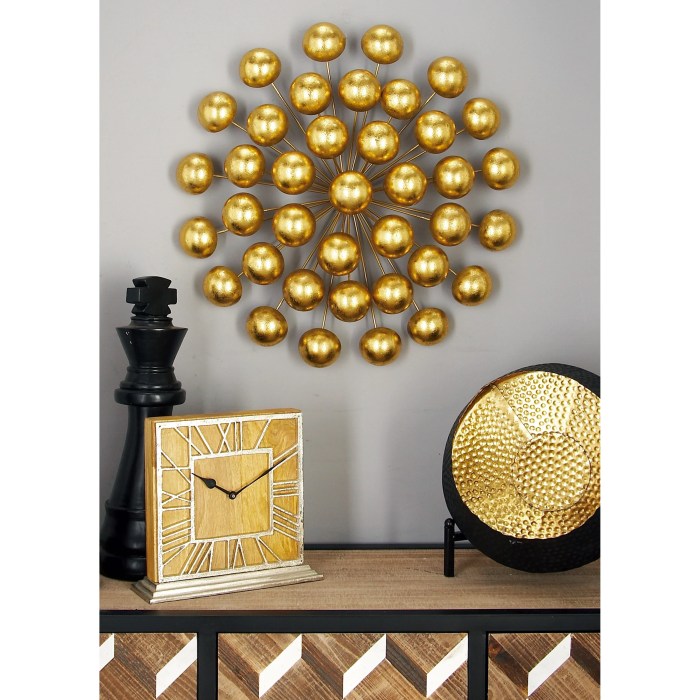 Starburst wall decor gold