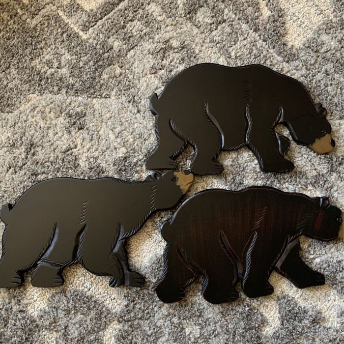 Black bear wall decor