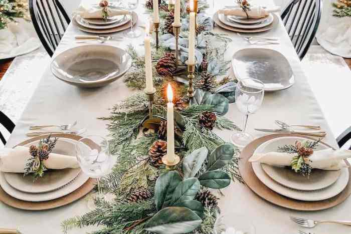 Black christmas table decor