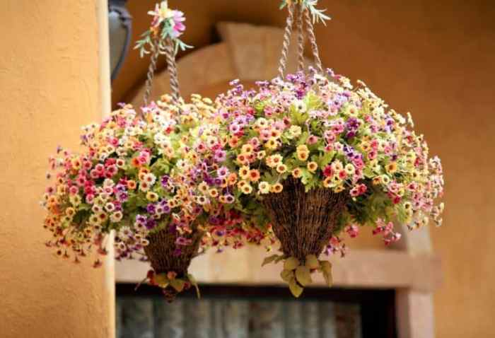 Hanging wall baskets decor