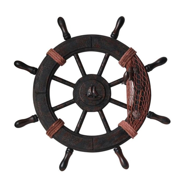 Boat wheel wall decor