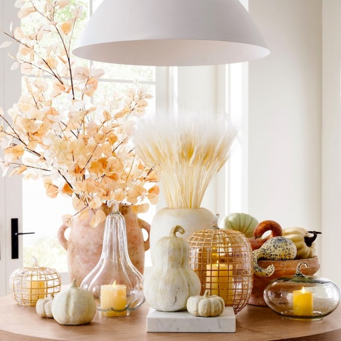 Pottery barn table decor