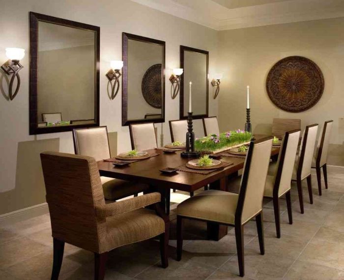 Formal dining room wall decor