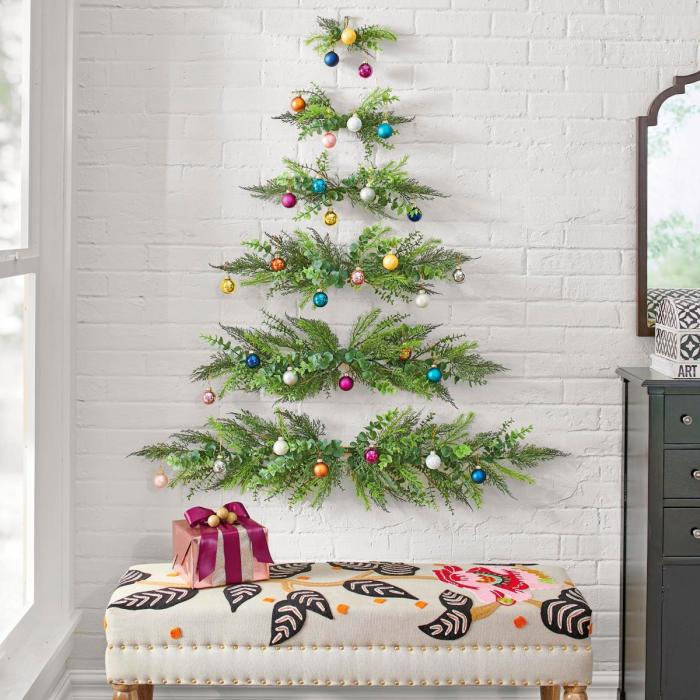 Christmas tree wall decor